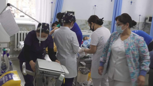 ЭХЭМҮТ: Сургуулийн 30 гаруй хүүхэд нулимс асгаруулагчид хордож ирсэн